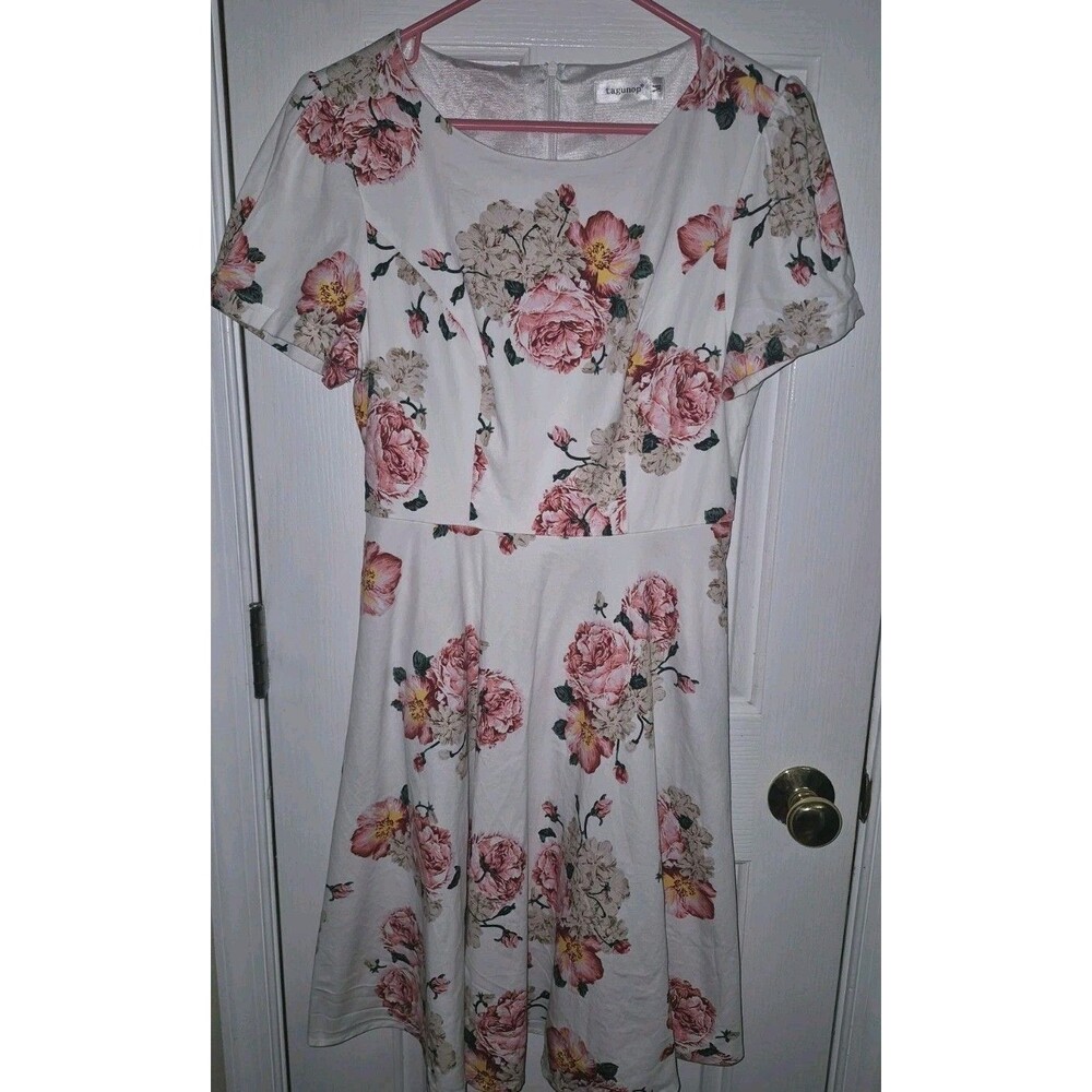 Tagunop Women’s White Floral Round Neck Short Sleeve Fit & Flare Knee Dress M